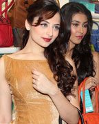 Zoya Afroz, Sobhita Dhulipala, Navneet Kaur