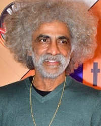 Makrand Deshpande