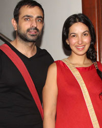 Shradha Nigam with her husband