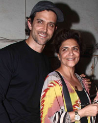 Hrithik Roshan with his mother Pinky Roshan