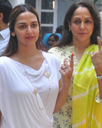 Esha Deol and Hema Malini