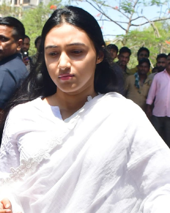 Celebs Pay Their Last Respects To Nirmal Kapoor