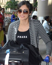 Celebs Return from SIIMA