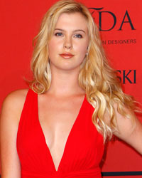 Ireland Baldwin arrives at the 2013 Council of Fashion Designers of America (CFDA) awards in New York