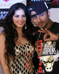 Sunny Leone and Yo Yo Honey Singh