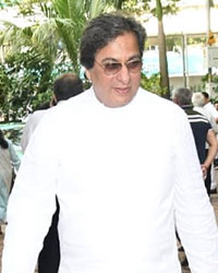 Talat Aziz