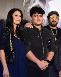 Arshad Warsi and Maria Goretti with their kids Zeke Warsi, Zene Zoe Warsi