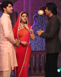 Chennai Express promotion on the sets of serial Diya Aur Baati Hum