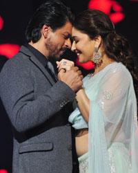 Shah Rukh Khan and Madhuri Dixit