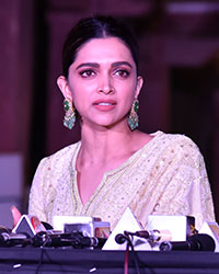 Meghna Gulzar, Deepika Padukone, Vikrant MAssey