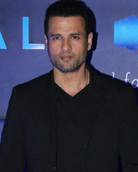 Rohit Roy and Manasi Joshi