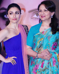 Soha Ali Khan and Sharmila Tagore