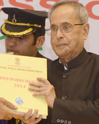 The President of Indian Shri Pranab Mukherjee during 160th Annual DayVenkaiah Naidu and Pranab Mukherjee