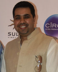 Atul Ruia and Romil Ratra