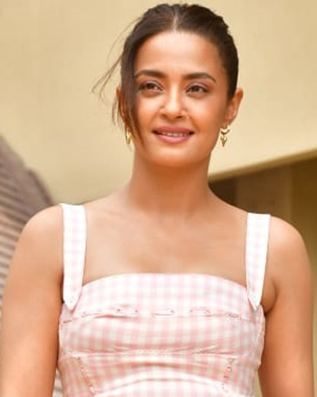 Surveen Chawla