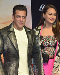 Salman Khan and Sonakshi sinha