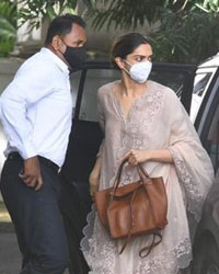 Deepika Padukone at NCB Guest House to record statement