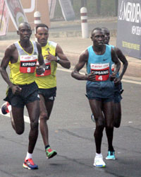 Atsedu Tsegay at Delhi Half Marathon 2013