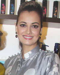 Adhuna Bhabani and Dia Mirza