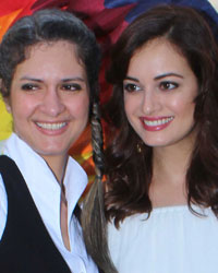 Dia Mirza Visits Good Homes for Art Festival