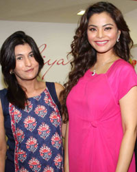 Konkana Bakshi at Inauguration of Diya apparel store