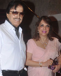 Sanjay Khan and Zarine Khan