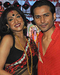 Romeer Sen with Rituparna Sen Gupta and Roman Sen