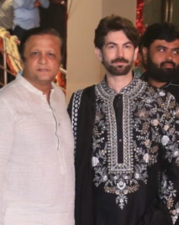 Asif Bhamla and Neil Nitin Mukesh