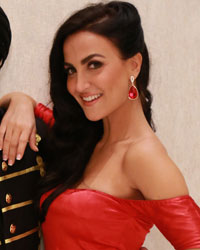 Singer Dilbag Singh and Elli Avram