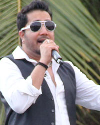 Mika Singh