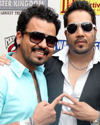 Mika Singh, Toshi and Sharib