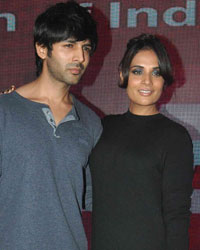 Kartik Aaryan and Richa Chadda