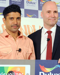 Farhan Akhtar Promotes Dulux Paint