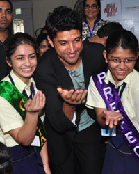 Farhan visits Maneckji Cooper School