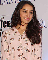 Shraddha Kapoor and Shahid Kapoor with Acid Attack victims