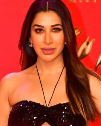 Sophie Choudry