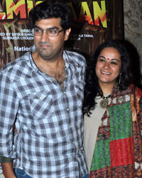 Kunaal Roy Kapur with his wife Shayonti