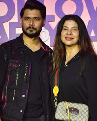 Avinash Dwivedi, Sambhavna Seth