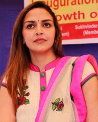 Esha Deol