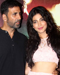 Akshay Kumar and Shruti Haasan