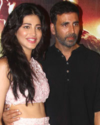 Shruti Haasan and Akshay Kumar