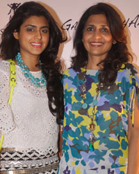 Ashika and Gauri Pohoomul