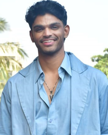 Kesav Binoy Kiron