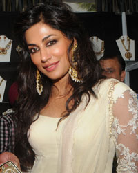 Chitrangada Singh inaugurates jewellery exhibition Glamour North Mumbai 2014