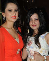 Balbeer Gandhi and Amy Billimoria at Glamour Style Walk 2013 Launch