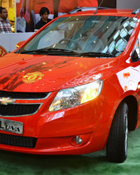 GM Launches Manchester United Limited Edition Cars