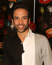 Kunal Khemu and Tusshar Kapoor