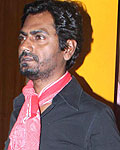 Nawazuddin Siddiqui watches Dilwale Dulhania Le Jayenge at maratha mandir theatre to promote Gangs Of Wasseypur II