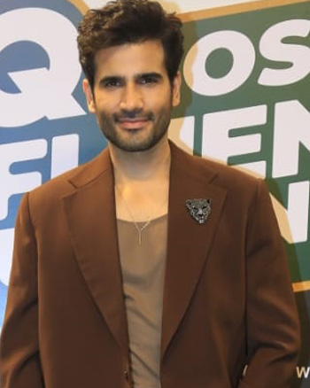 Karan Tacker