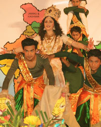 Gracy Singh dedicates a divine performance in honour of women